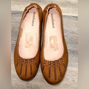 Sundance round toe solid beige slip on size 36 leather flats vintage